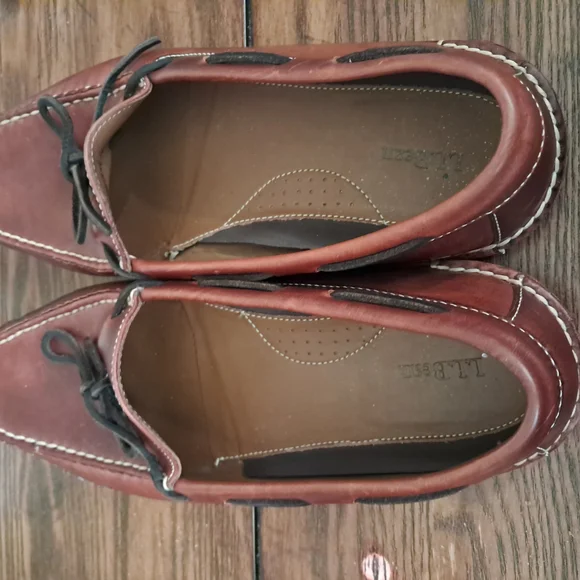 L.L. Bean Brown Leather Loafers with Decorative Lacing - Picture 2 of 3